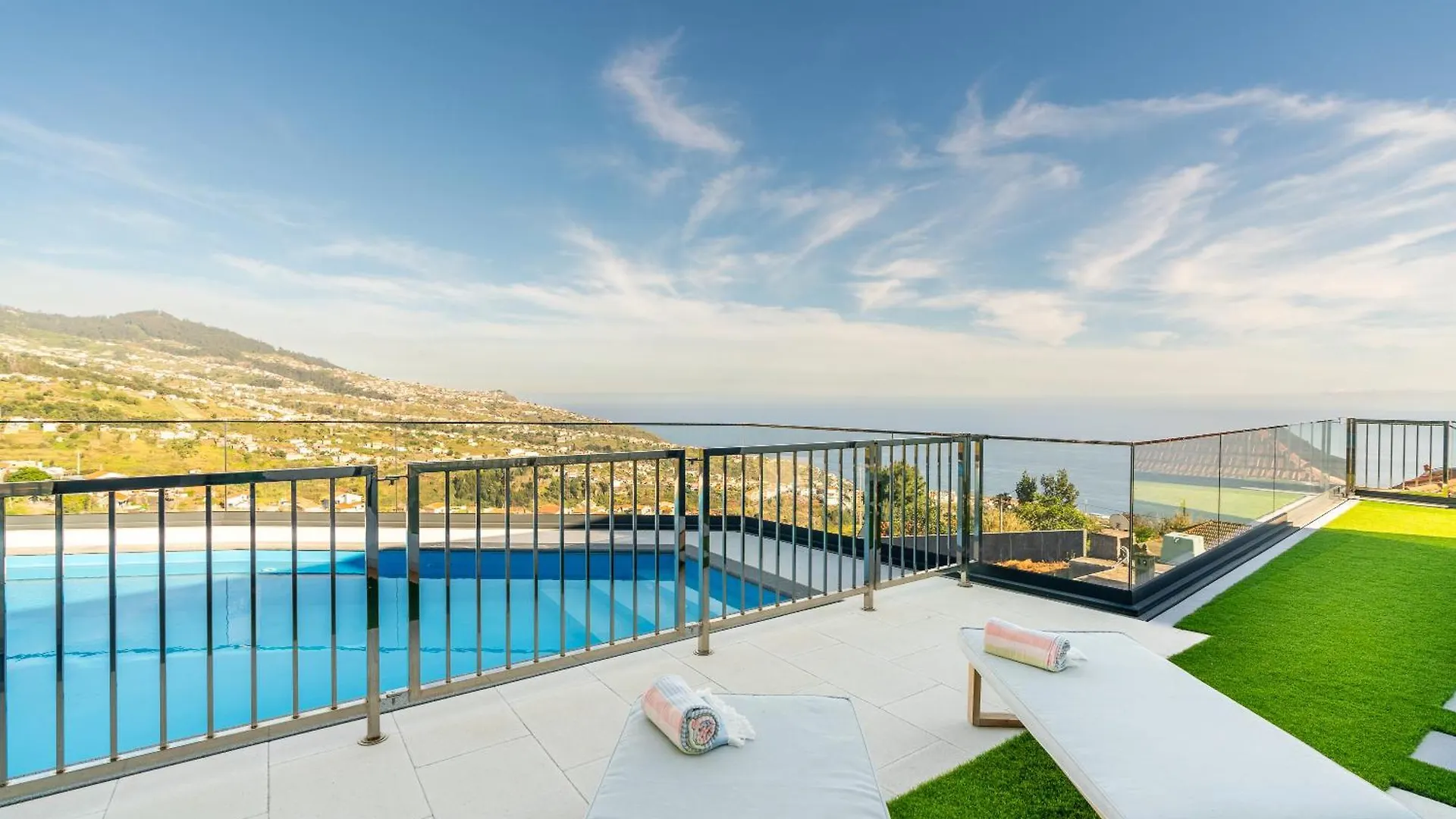 Vincents Place I Ocean View I Swimming Pool Estreito Da Calheta 0*,  Portugal